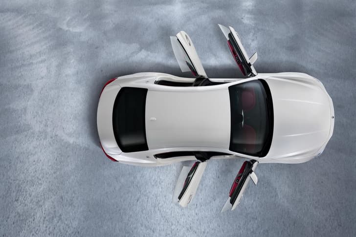 New Maserati Ghibli photo gallery